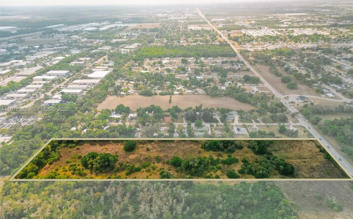 Pictures of Land property located at 621 Ortiz Ave, Fort Myers, FL 33905 for sales - image #1