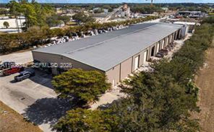 Pictures of Industrial property located at 1515 Forestry Division Rd, La Belle, FL 33935 for sales - image #1