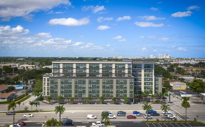 Pictures of Office property located at 400 W Hallandale Beach Blvd #8th Floor, Hallandale Beach, FL 33009 for sales - image #1