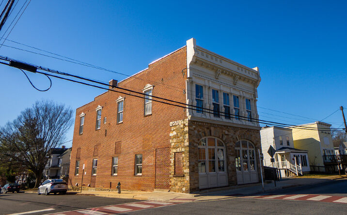 Pictures of Office property located at 900 Montgomery St, Laurel, MD 20707 for sales - image #1