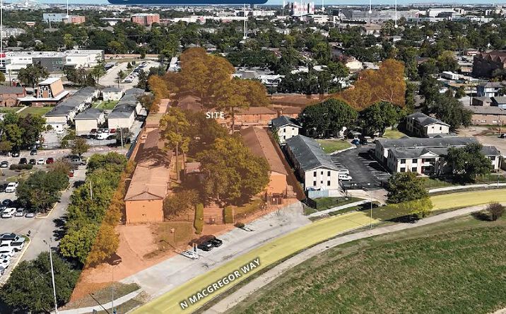 Pictures of Land, Multifamily property located at 3629 N MacGregor Way, Houston, TX 77004 for sales - image #1