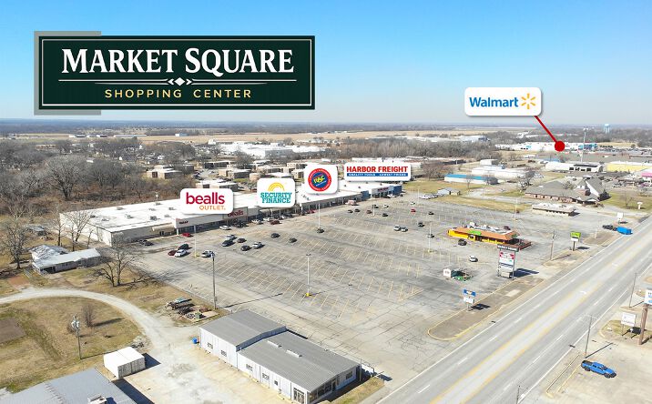 Pictures of Retail property located at 2015 N Main St, Miami, OK 74354 for sales - image #1