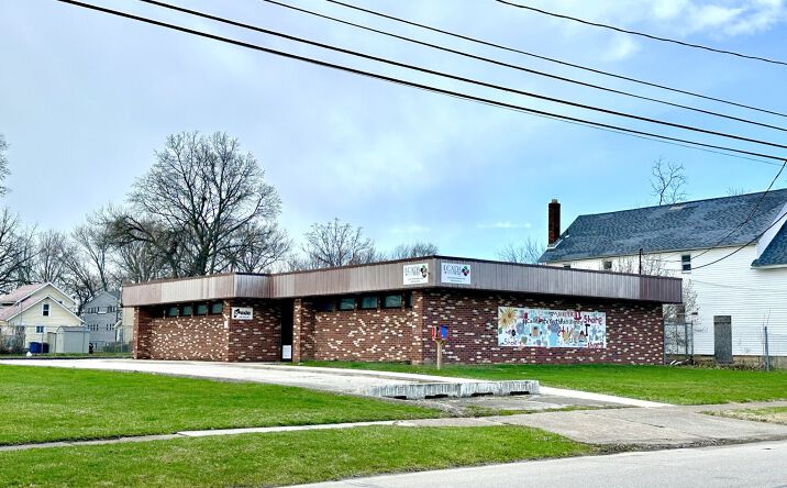 Pictures of Office property located at 1930 Reid Ave, Lorain, OH 44052 for sales - image #1