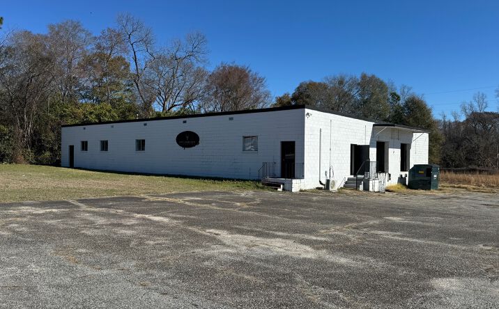 Pictures of Industrial, Office property located at 121 Jackson St S, Hawkinsville, GA 31036 for sales - image #1