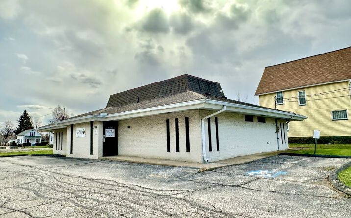 Pictures of Office property located at 305 W 20th St, Lorain, OH 44052 for sales - image #1