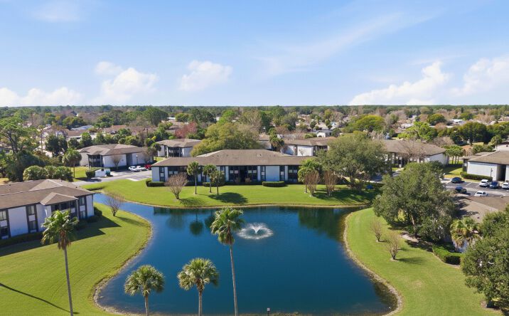 Pictures of Multifamily property located at 1756 S Clyde Morris Blvd, Daytona Beach, FL 32119 for sales - image #1
