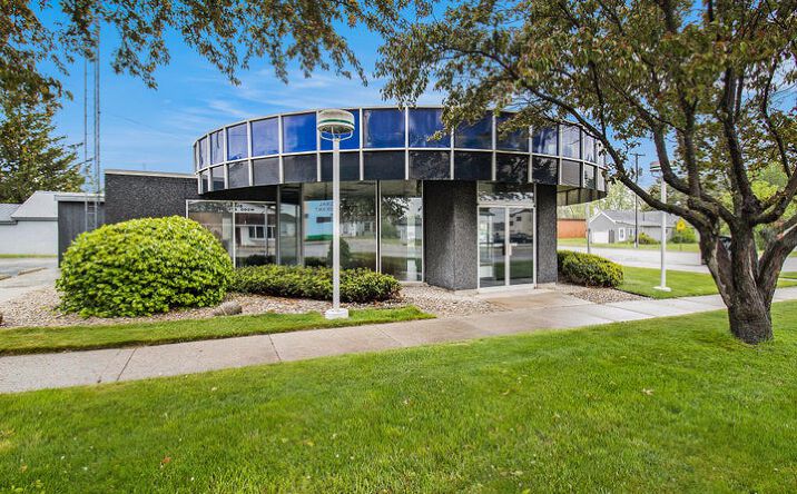 Pictures of Business for Sale, Office, Industrial, Retail property located at 2351 E US 10, Custer, MI 49405 for sales - image #1