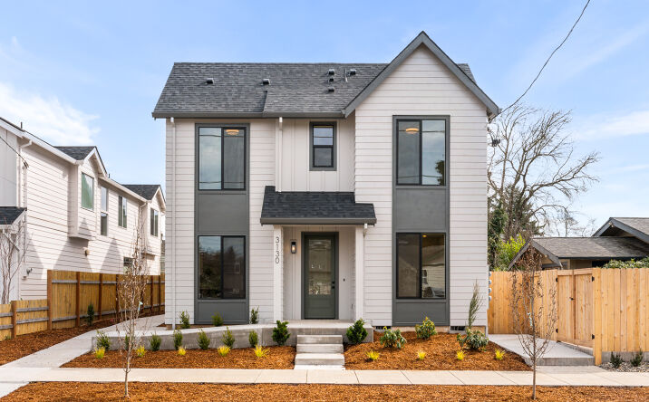 Pictures of Multifamily property located at 3138 NE 72nd Ave, Portland, OR 97213 for sales - image #1