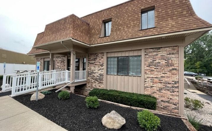 Pictures of Office property located at 3030 S 9th Street, Kalamazoo, MI 49009 for sales - image #1