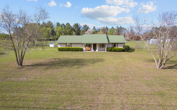 Pictures of Land property located at 4314 Old Hoboken Rd, Blackshear, GA 31516 for sales - image #1