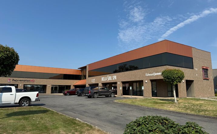 Pictures of Office property located at 325 E George Hopper Rd., Burlington, WA 98233 for sales - image #1