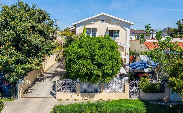 Pictures of Multifamily property located at 5335 Carlin, Los Angeles, CA 90016 for sales - image #1
