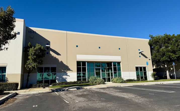 Pictures of Industrial property located at 1641 S Rose Ave, Oxnard, CA 93033 for sales - image #1