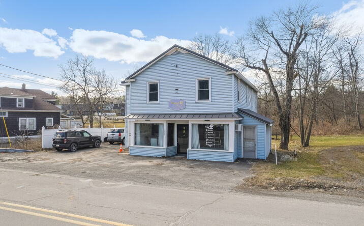 Pictures of Retail, Multifamily, Office, Mixed Use property located at 1004 Lower Demunds Rd, Dallas, PA 18612 for sales - image #1