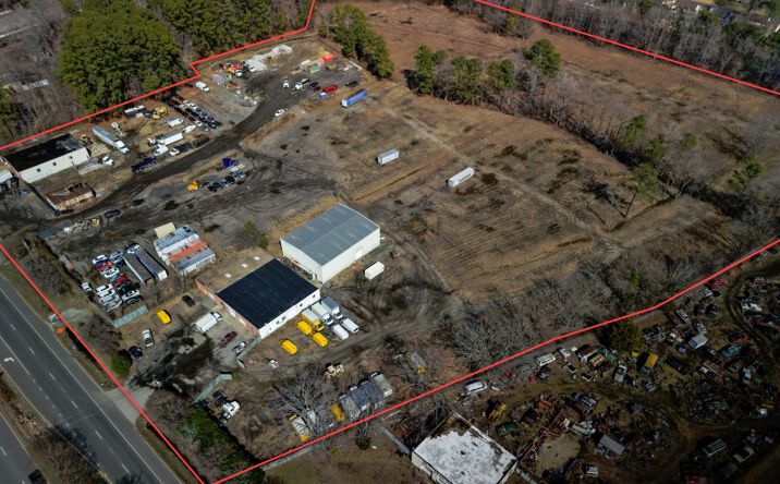 Pictures of Land property located at 2312 George Washington Memorial Hwy, Yorktown, VA 23693 for sales - image #1