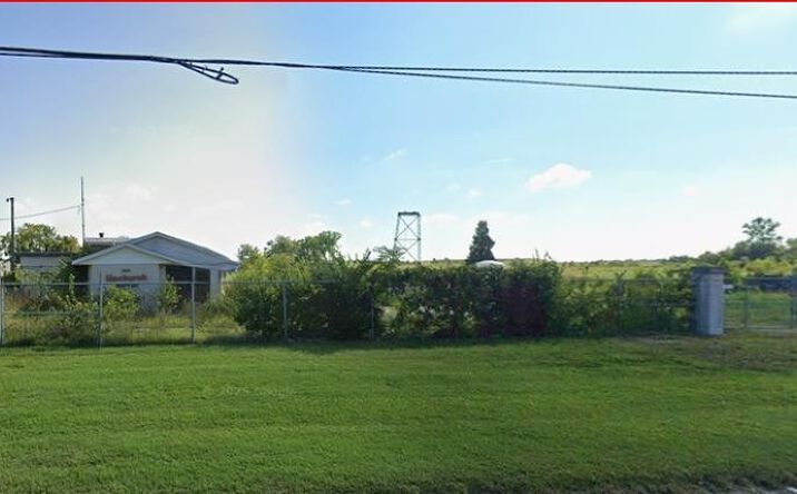 Pictures of Land property located at 2901 Missouri Ave, East St. Louis, IL 62205 for sales - image #1