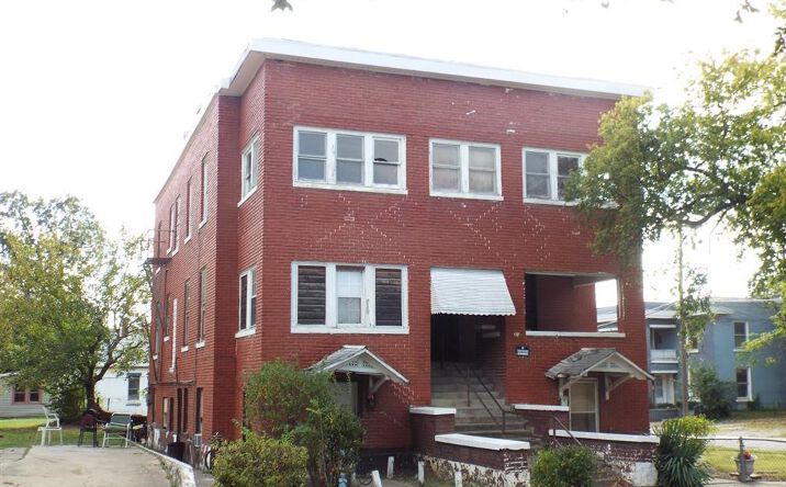 Pictures of Multifamily property located at 202 N Washington, Ardmore, OK 73401 for sales - image #1