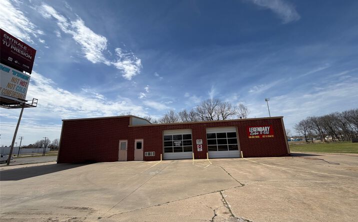 Pictures of Business for Sale property located at 627 S 32nd Street, Muskogee, OK 74401 for sales - image #1