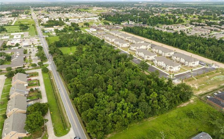 Pictures of Land property located at 2501 Country Club Road, Lake Charles, LA 70605 for sales - image #1
