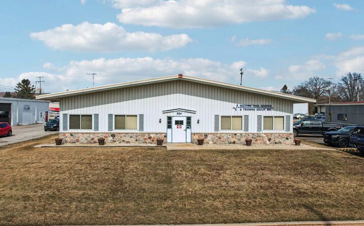 Pictures of Industrial property located at 824 Philip Drive, Waukesha, WI 53186 for sales - image #1