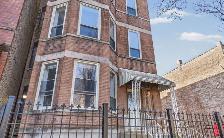 Pictures of Multifamily property located at 2833 W Polk Street, Chicago, IL 60612 for sales - image #1