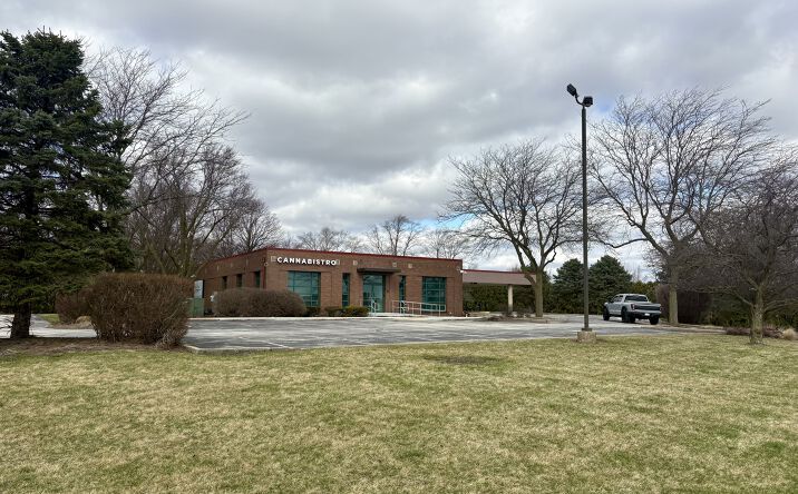 Pictures of Office, Retail property located at 101 N Hilgert Drive, Grant Park, IL 60940 for sales - image #1