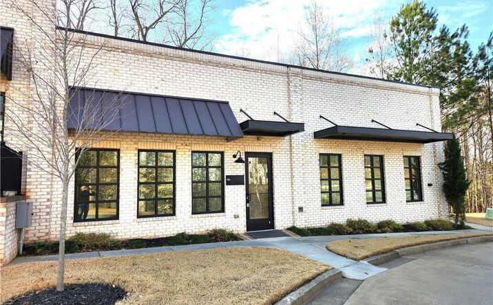 Pictures of Multifamily, Office property located at 6110 McFarland Station, Alpharetta, GA 30004 for sales - image #1