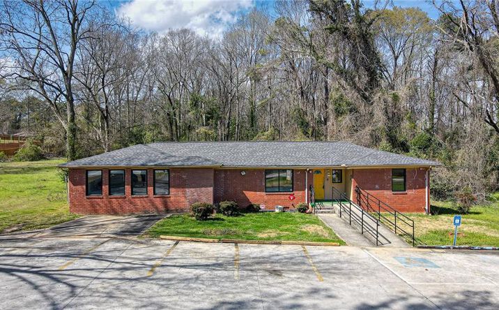 Pictures of Business for Sale property located at 3732 Redan Road, Decatur, GA 30032 for sales - image #1