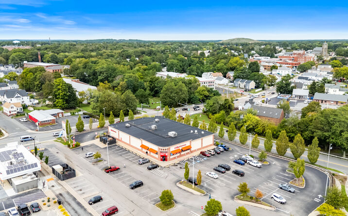 Pictures of Retail property located at 7 Washington St, Taunton, MA 02780 for sales - image #1