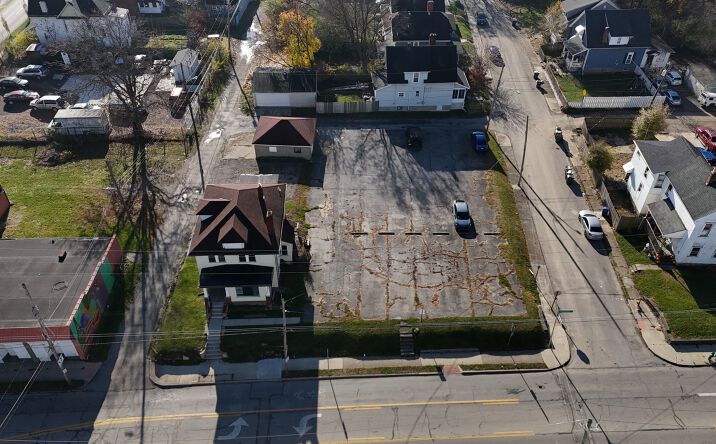 Pictures of Retail property located at 1431 Sullivant Ave, Columbus, OH 43223 for sales - image #1