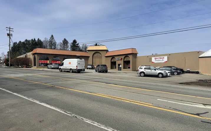 Pictures of Land, Mixed Use, Office, Retail, Self Storage property located at 13584 US-422, Kittanning, PA 16201 for sales - image #1