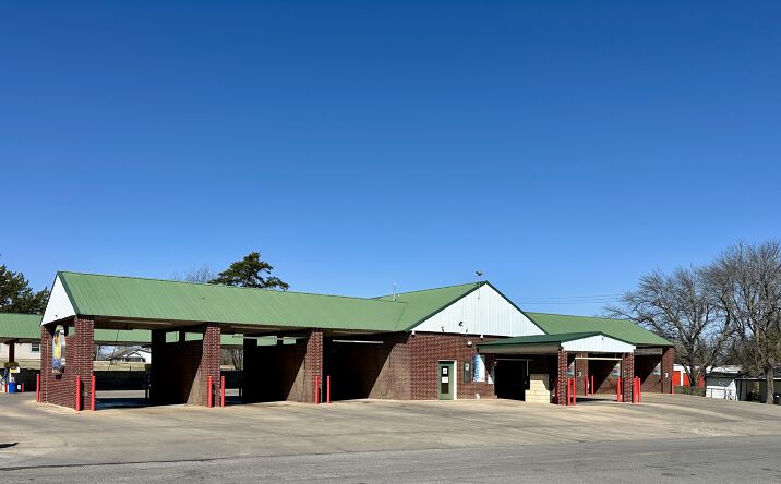 Pictures of Business for Sale property located at 900 W 17th St, Sulphur, OK 73086 for sales - image #1