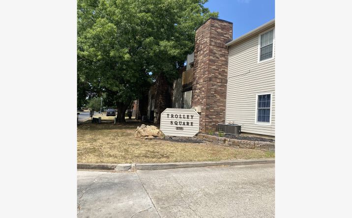 Pictures of Multifamily property located at 2715 Chattanooga Loop, Ardmore, OK 73401 for sales - image #1