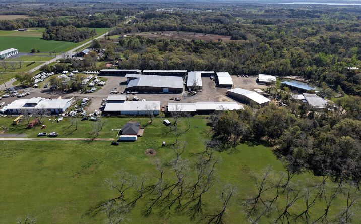 Pictures of Self Storage property located at 8484 US-98, Fairhope, AL 36532 for sales - image #1