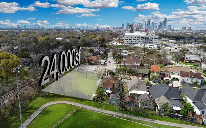 Pictures of Land property located at 4720 Capitol St, Houston, TX 77011 for sales - image #1