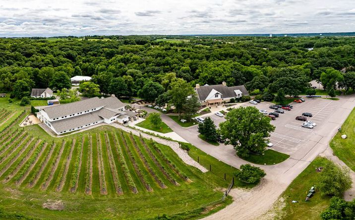 Pictures of Business for Sale, Hospitality, Land, Retail property located at 1179 E Pearl Street, Kasota, MN 56050 for sales - image #1