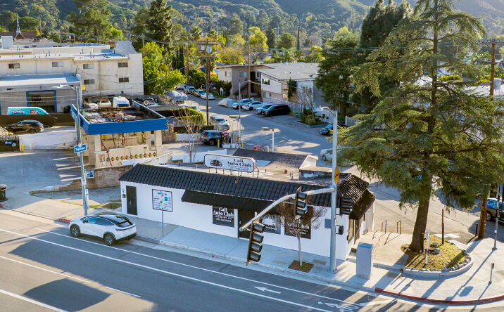 Pictures of Office, Retail property located at 7798 Foothill Blvd, Los Angeles, CA 91042 for sales - image #1