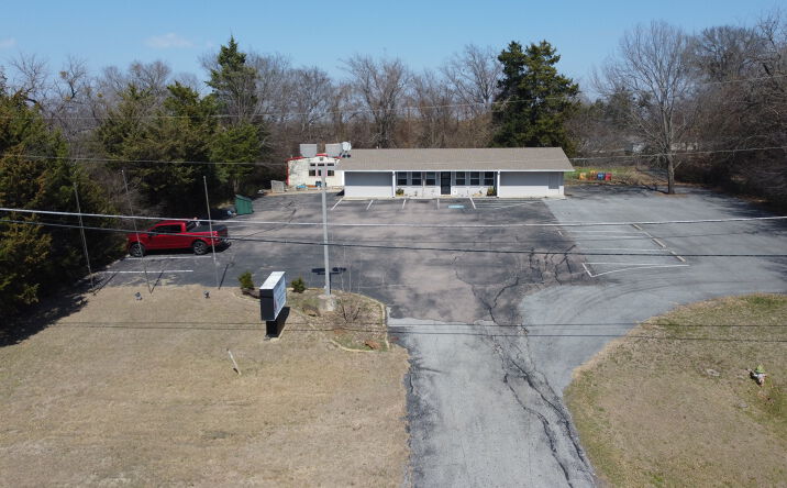 Pictures of Mixed Use, Office, Retail, Senior Living property located at 2527 Grayson Dr, Denison, TX 75020 for sales - image #1
