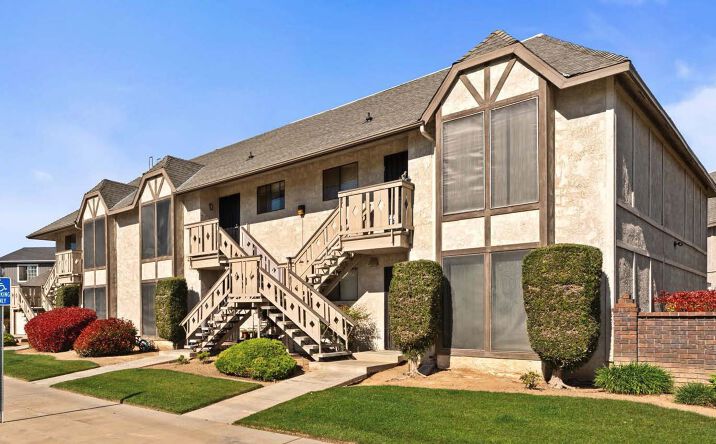 Pictures of Multifamily property located at 1550 W Swift Ave, Fresno, CA 93705 for sales - image #1