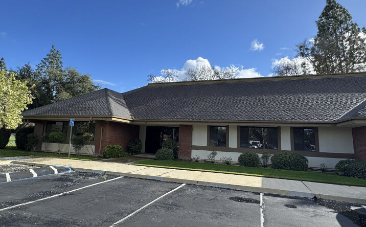 Pictures of Office property located at 3585 W Beechwood Ave, Fresno, CA 93711 for sales - image #1