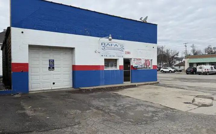 Pictures of Retail property located at 2203 Division Ave S, Grand Rapids, MI 49507 for sales - image #1