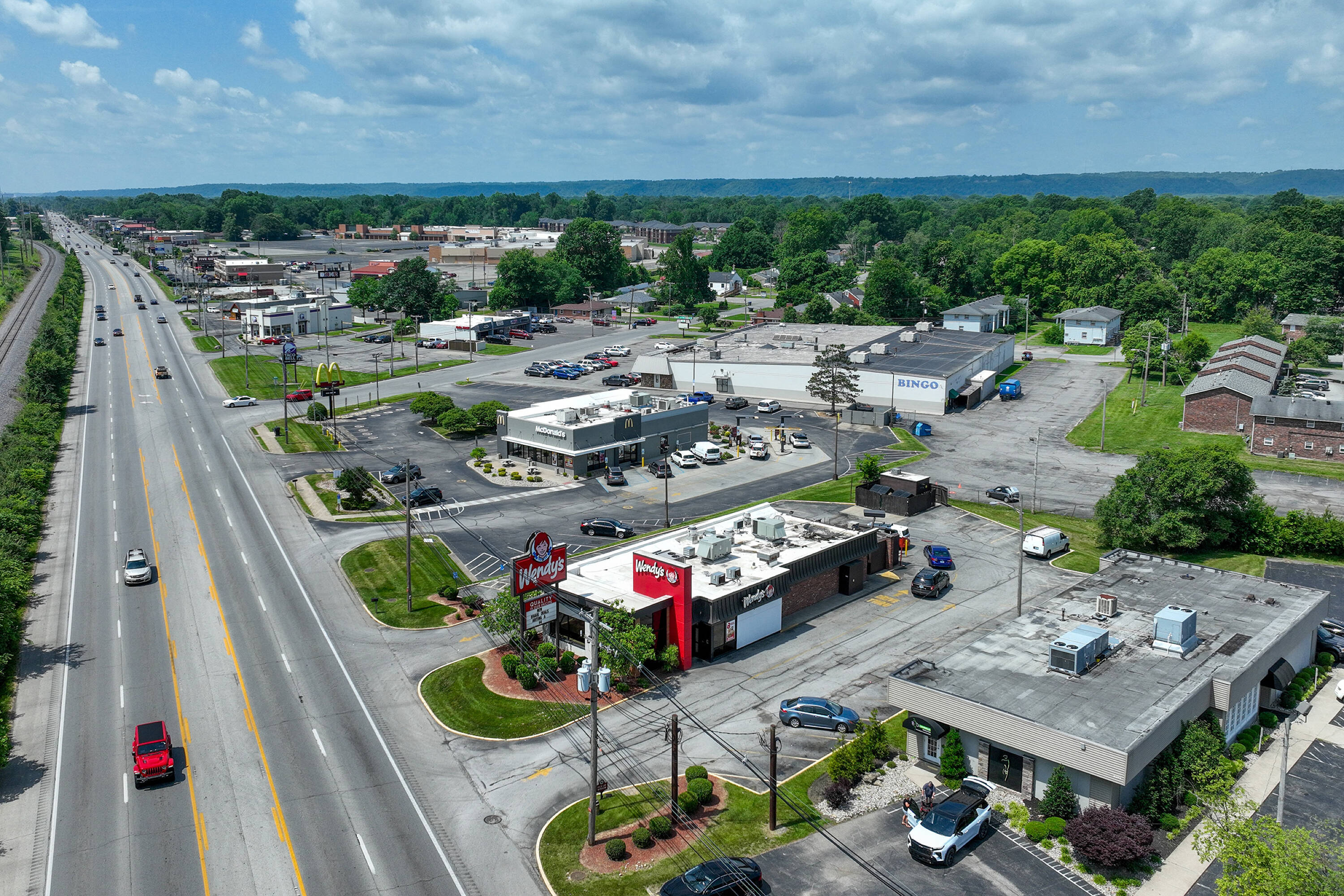 8596 Dixie Hwy, Louisville, KY 40258