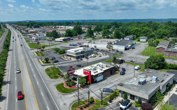 Pictures of Retail property located at 8596 Dixie Hwy, Louisville, KY 40258 for sales - image #1