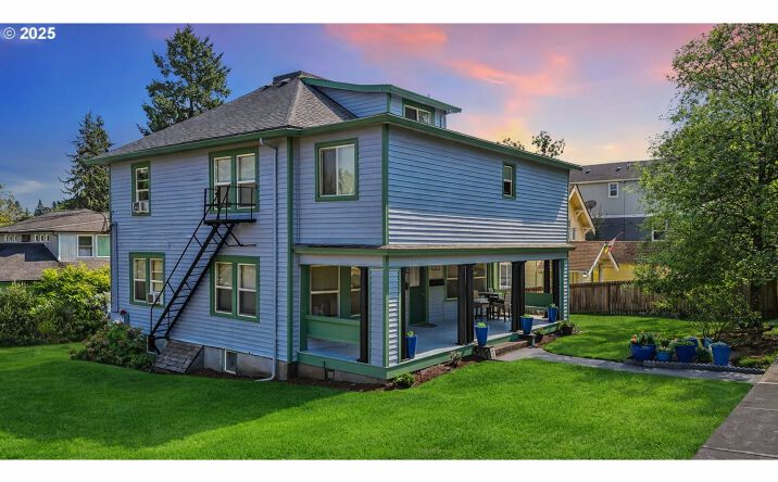 Pictures of Multifamily property located at 8410 SE 21st Ave, Portland, OR 97202 for sales - image #1