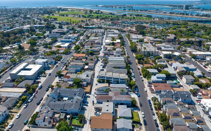 Pictures of Multifamily property located at 4337-39 Mentone Street, San Diego, CA 92107 for sales - image #1