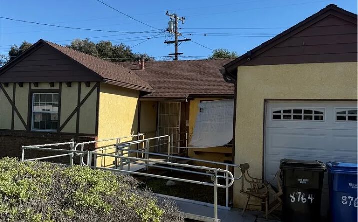 Pictures of Multifamily property located at 8762-8764 La Salle, Cypress, CA 90630 for sales - image #1