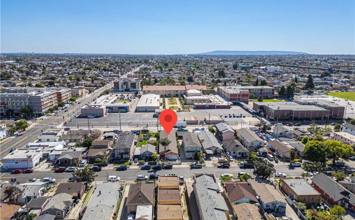 Pictures of Multifamily property located at 126 W 66th, Los Angeles, CA 90003 for sales - image #1