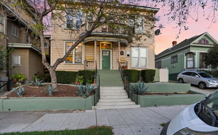 Pictures of Multifamily property located at 849 22nd St, San Diego, CA 92102 for sales - image #1