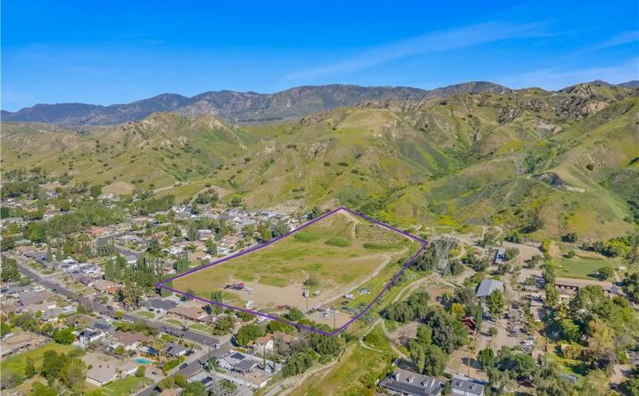 Pictures of Land property located at 11326 Wheatland, Los Angeles, CA 91342 for sales - image #1