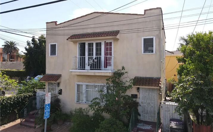 Pictures of Multifamily property located at 3216 E 4th Street, Long Beach, CA 90814 for sales - image #1
